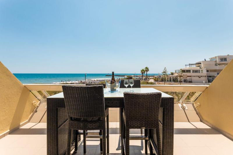 Boheme Heliopolis Sea View Apartment in the Cap dAgde Naturist Village - image 6