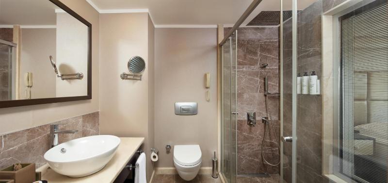 Classic Room with Sea View image 1