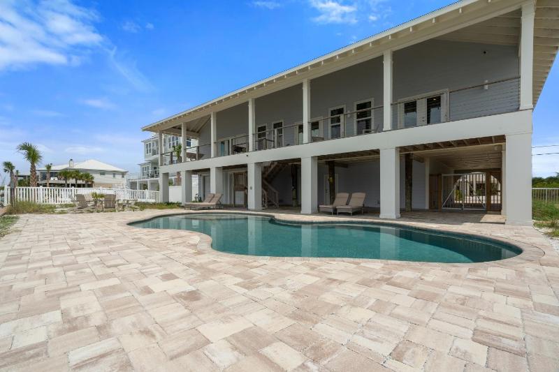 The Blue Dolphin Hideaway - image 1