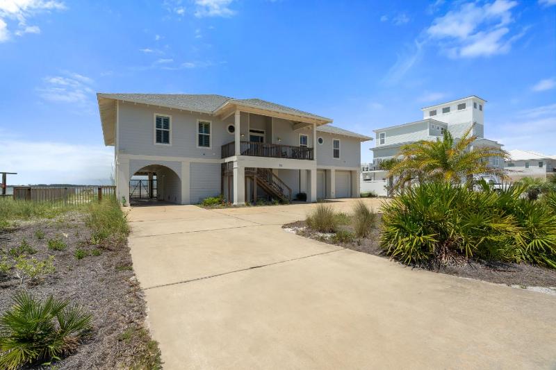 The Blue Dolphin Hideaway - image 25