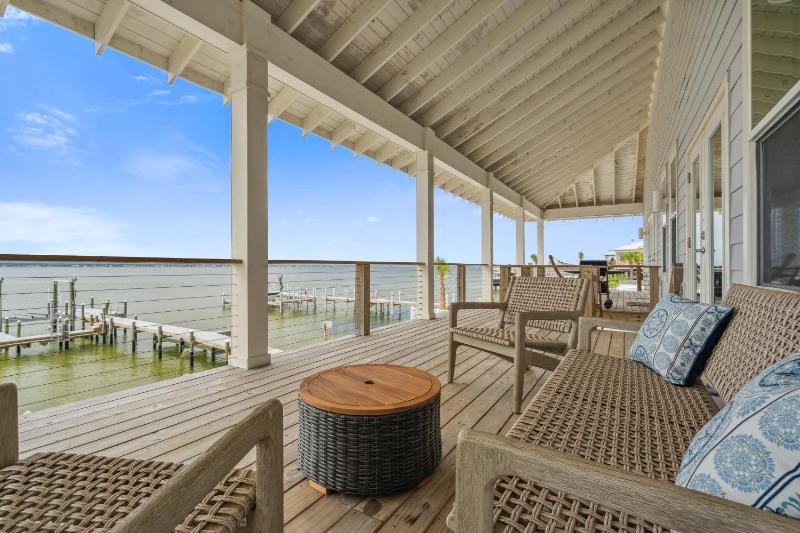 The Blue Dolphin Hideaway - image 9