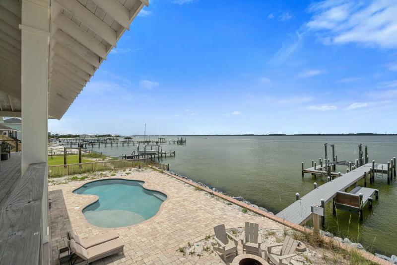 The Blue Dolphin Hideaway - image 39
