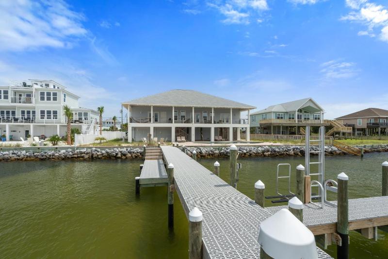 The Blue Dolphin Hideaway - image 18