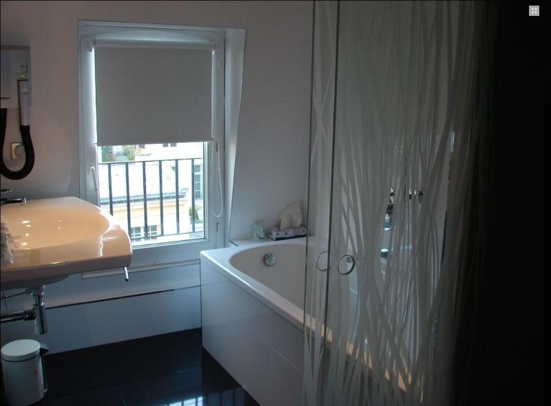 Superior Double or Twin Room with Terrace image 2