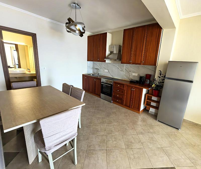 Two-Bedroom Apartment with Sea View image 3