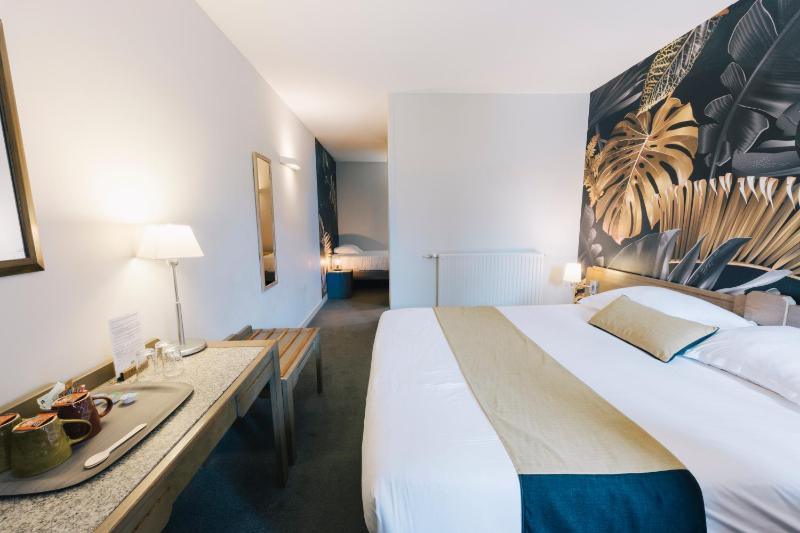 Comfort Triple Room image 1