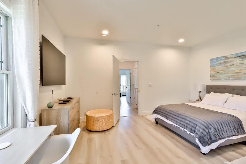 Apartment image 2