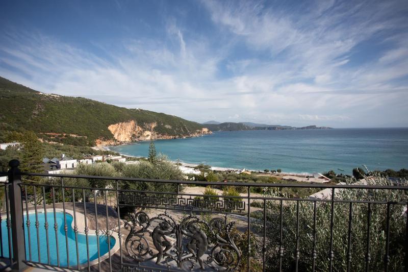 Enjoy Lichnos Bay Village Camping Hotel and Apartments - image 11