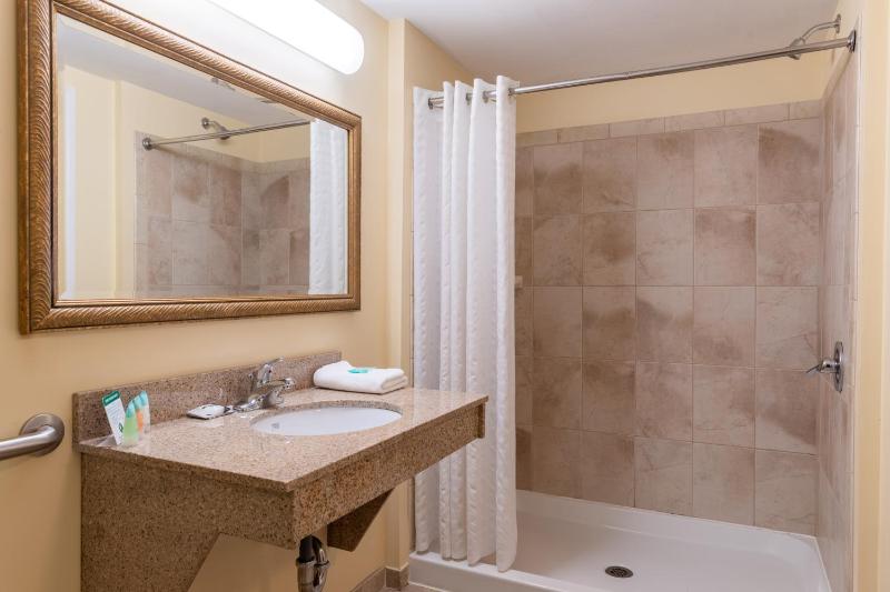 King Suite image 2
