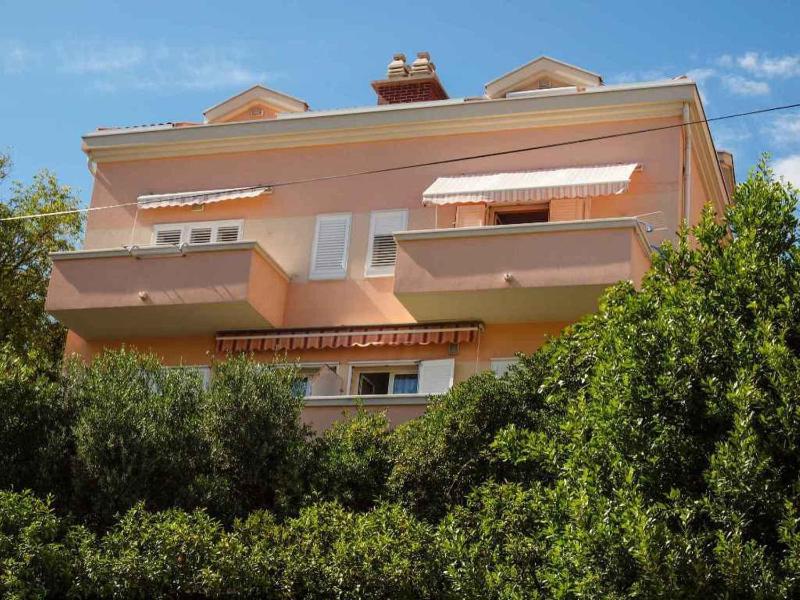 Apartments in Makarska 6683 - image 1