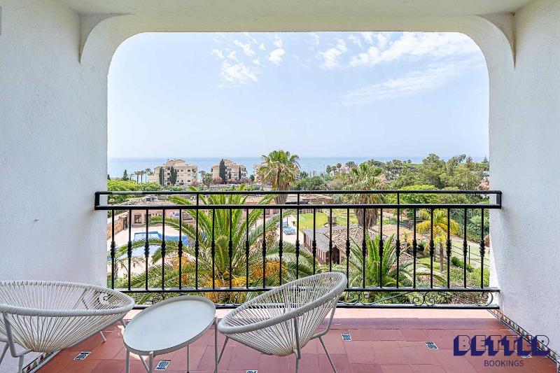 2 BR Seaviews Close to Beach By Better Bookings - image 21