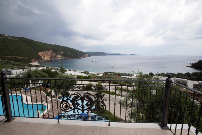 Enjoy Lichnos Bay Village Camping Hotel and Apartments - image 35