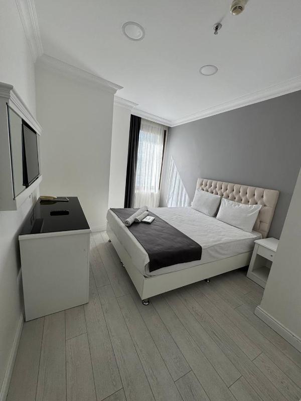 Standard Double Room image 4