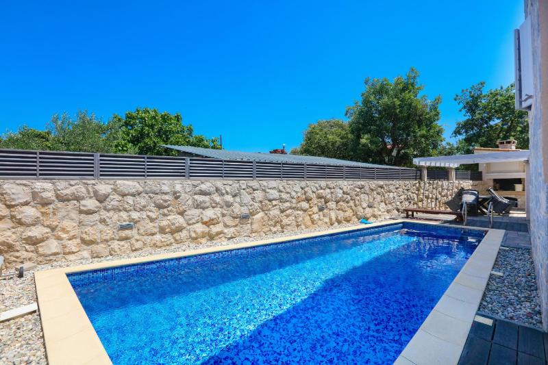 Family-friendly apartments with swimming pool Biograd na Moru Biograd - 23754 - image 9