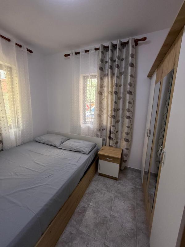 Leo's Place - image 2