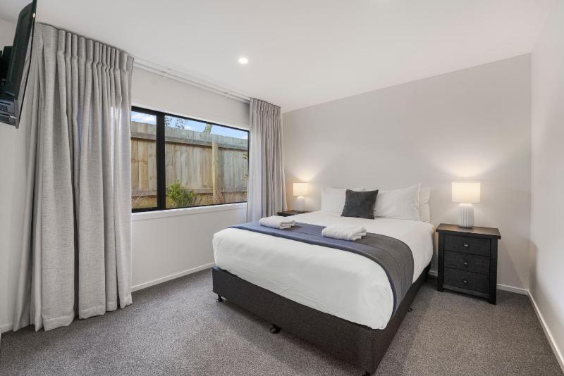 Location on Point - Taupo - image 4