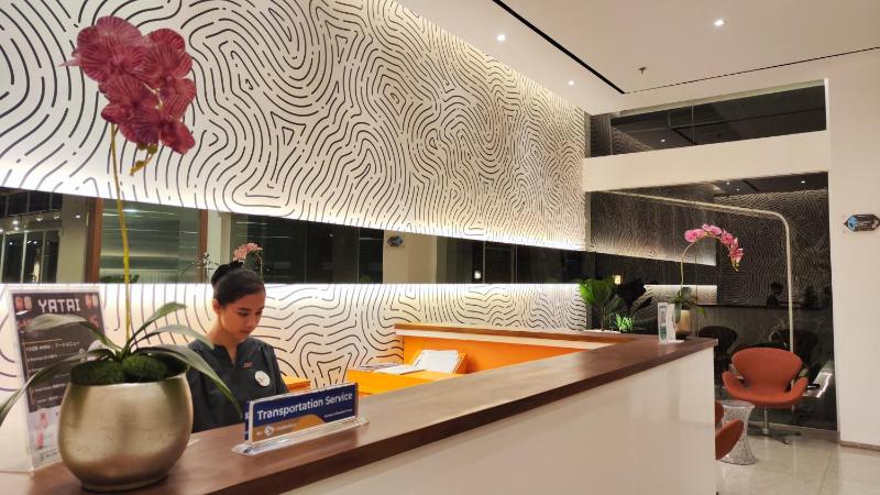 Zuri Express Lippo Cikarang Hotel - image 7
