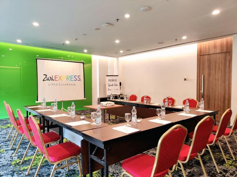Zuri Express Lippo Cikarang Hotel - image 13