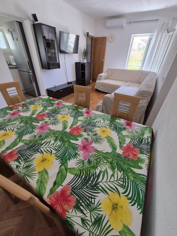 Apartmani Baška Voda - image 7