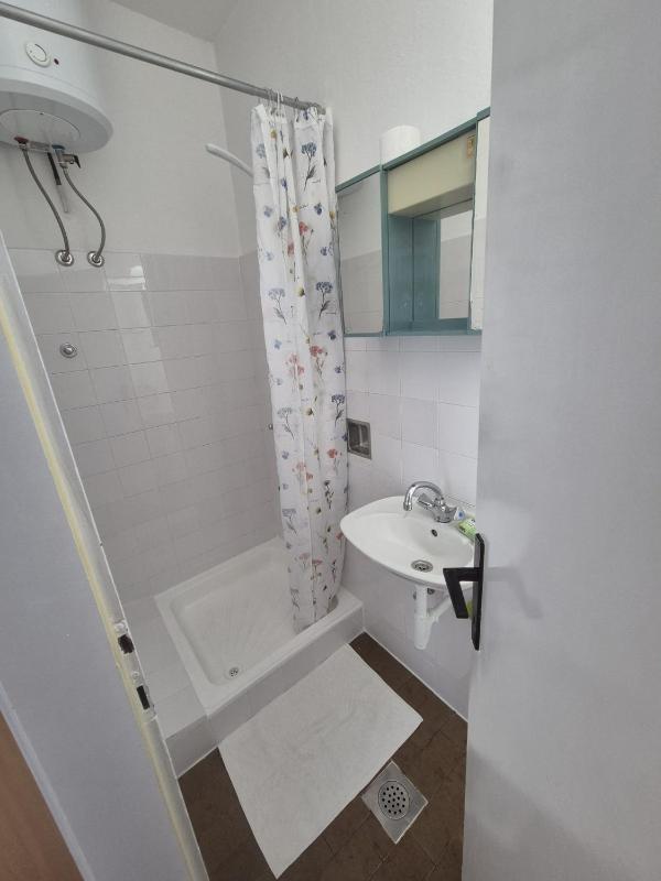 Apartmani Baška Voda - image 15