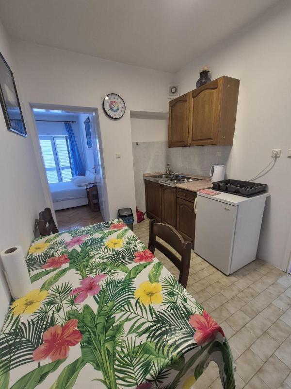 Apartmani Baška Voda - image 37