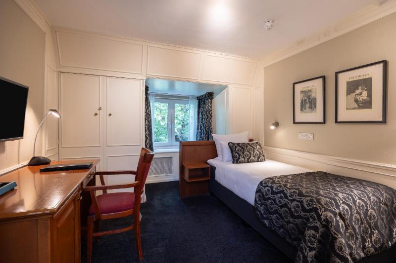 Standard Single Room image 1