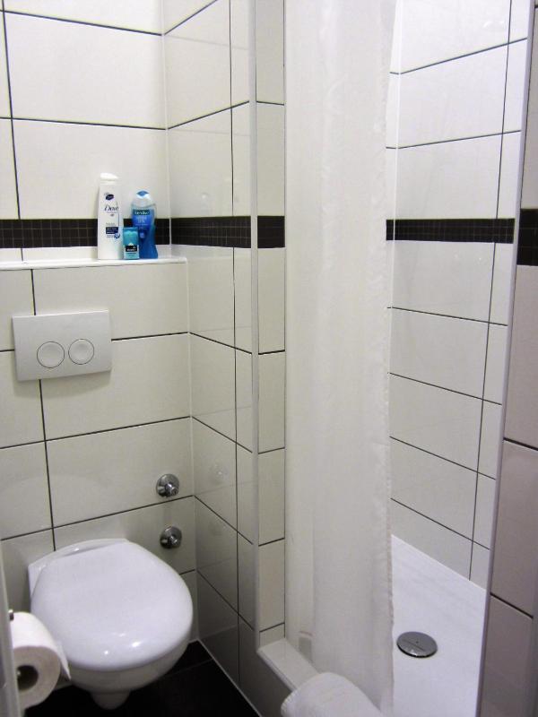 Double Room image 1