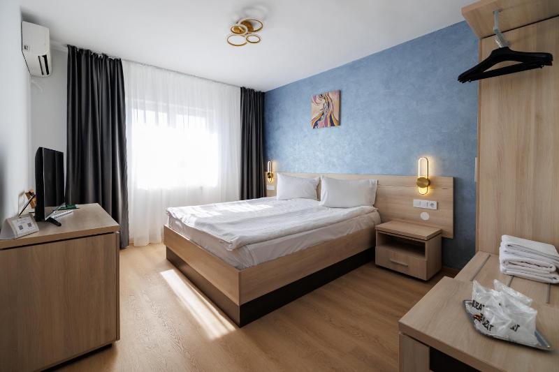 Economy Double or Twin Room 3*** image 1
