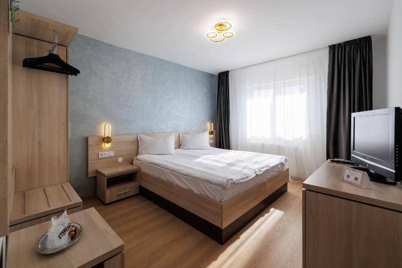 Economy Suite 3*** image 4