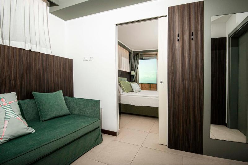 Junior Suite image 3