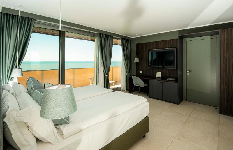 Suite image 3
