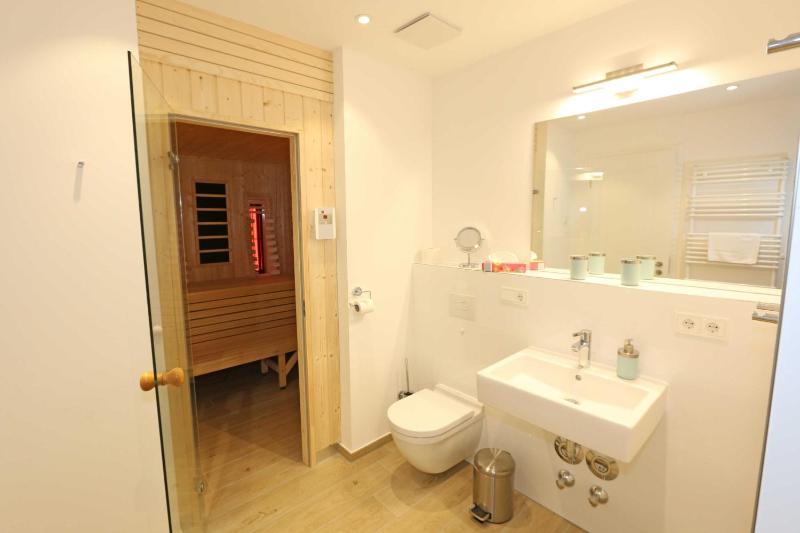 One-Bedroom Apartment with Balcony image 3