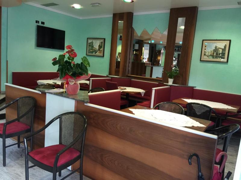 Hotel Ragno D'Oro - image 41