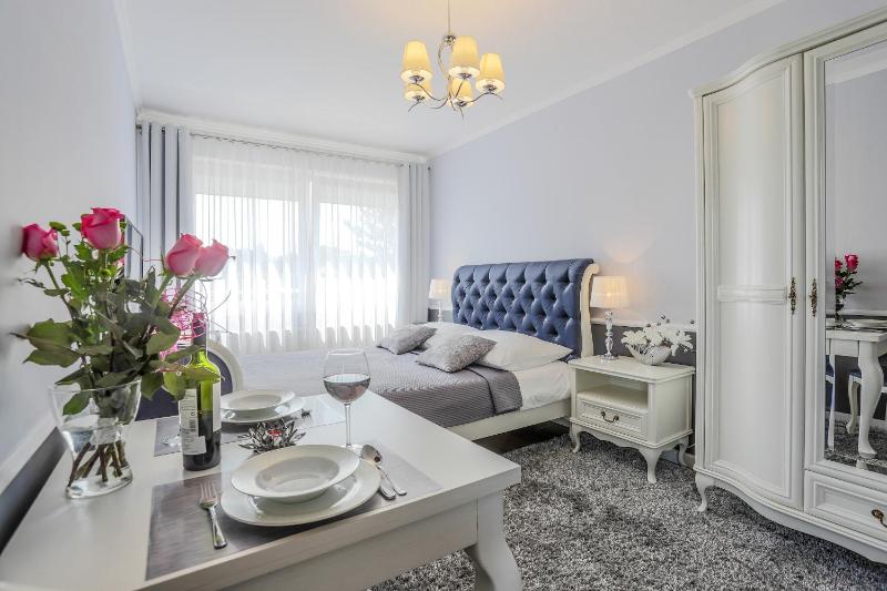 Deluxe Apartment image 1