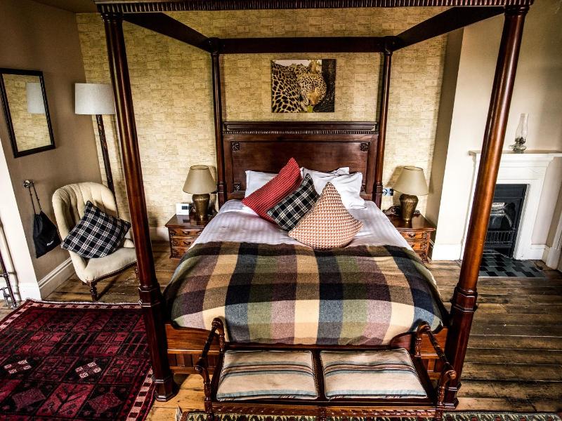 Signature  Room image 4