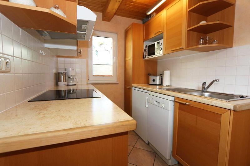 Strandhaus Dünenweg 17c mit Terrasse und Kamin - image 10