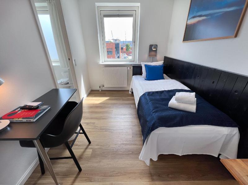Standard Single Room image 1