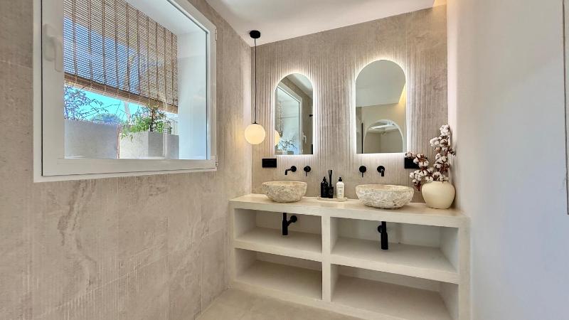 Apartamento Centro con vistas al Mar y Parking - image 17