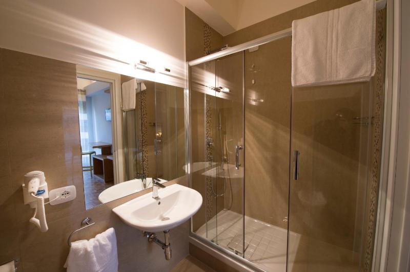 Double or Twin Room with Balcony image 1