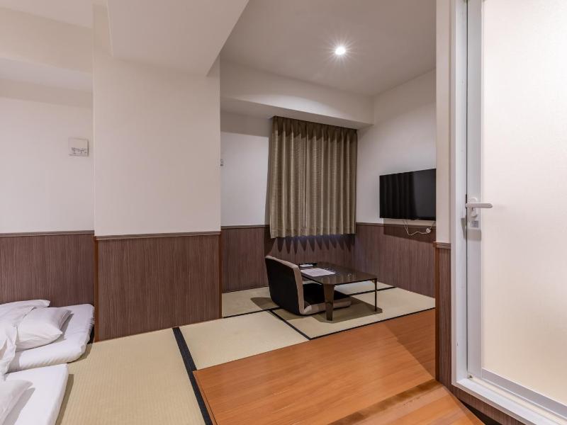 Hotel Excellence Enmachi Ekimae - image 13
