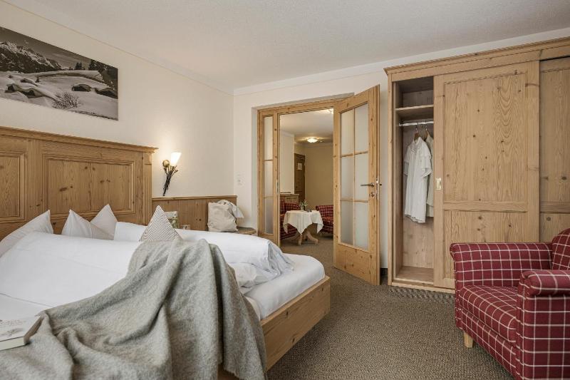 Junior Suite image 1
