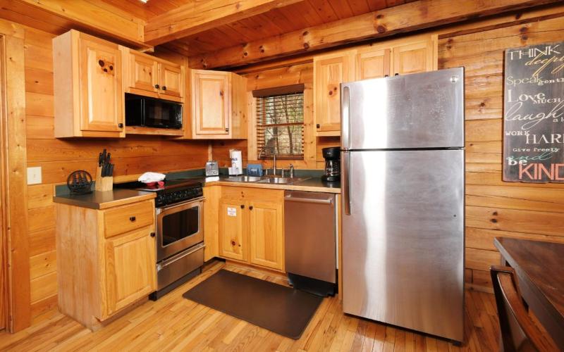 Sweet Retreat: Hot Tub Pet-Friendly + Indoor Jetted Tub - image 19
