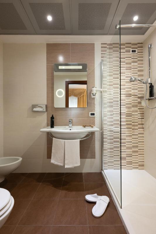 Hotel Stendhal - image 34