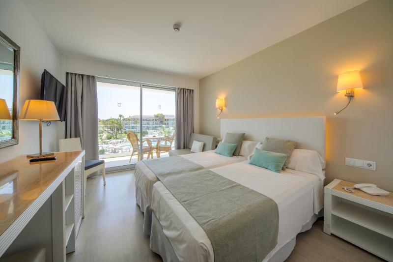 Double Room with Lateral Sea View image 1