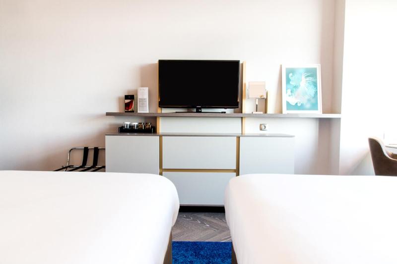 Executive Twin Room image 3