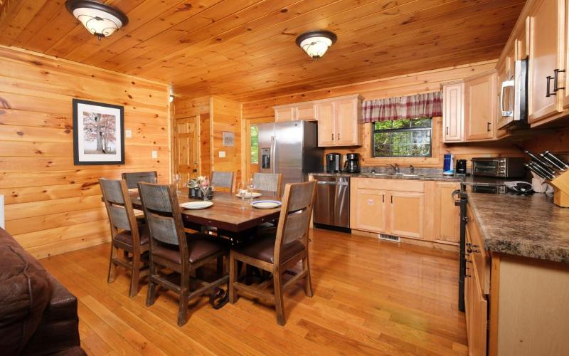 Little Bear Cabin - image 36
