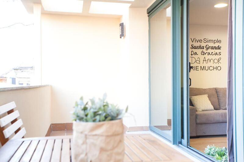 One-Bedroom Apartment with Terrace image 2