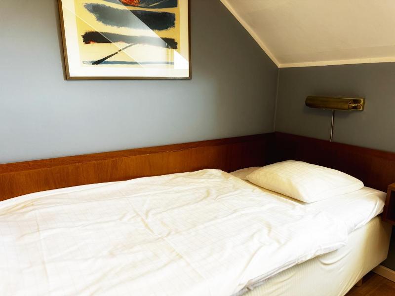 Standard Triple Room image 1