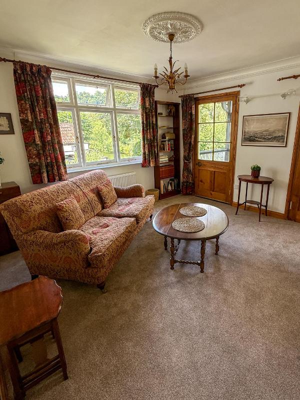 One-Bedroom House image 4