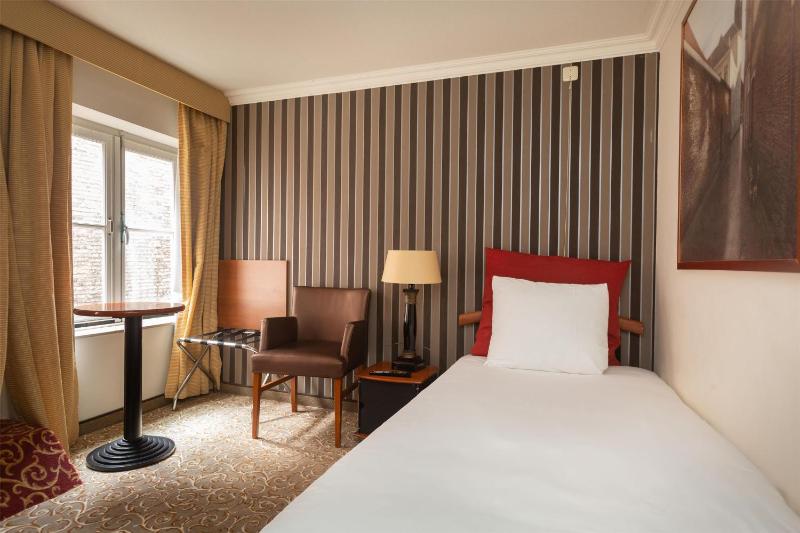 Standard Single Room image 1
